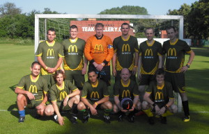 Equipe de football en maillots SPORTAMO