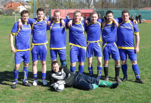 Equipe de football en maillots SPORTAMO