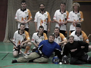 Equipe de floorball en maillots SPORTAMO